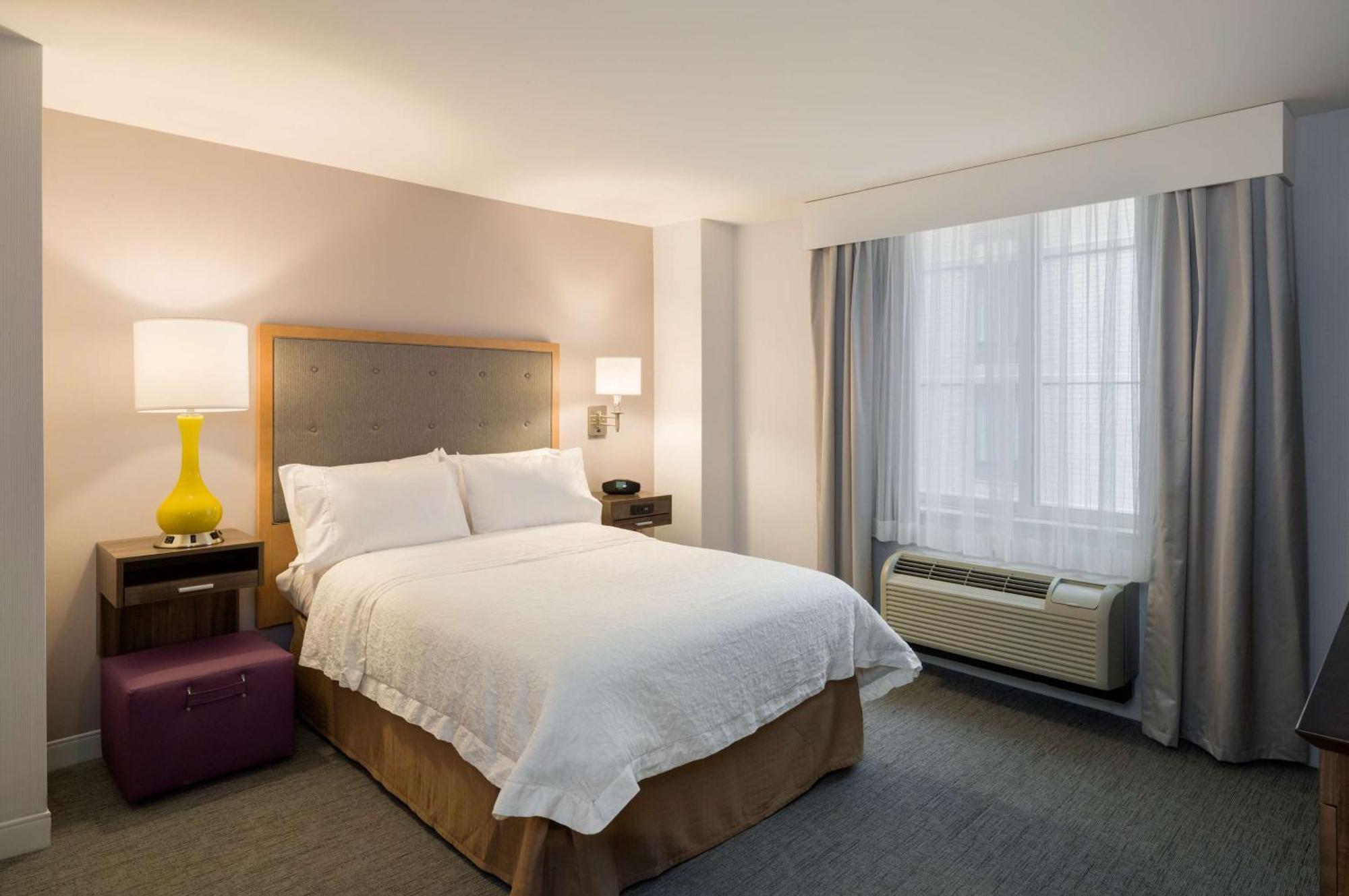Hampton Inn Manhattan - Times Square South New York Exteriér fotografie