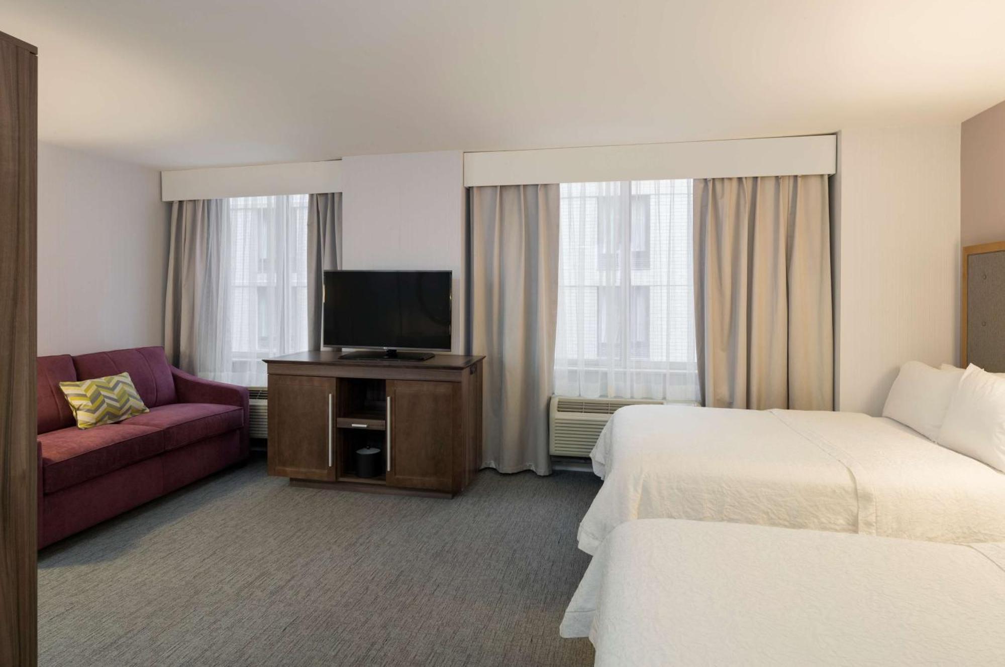 Hampton Inn Manhattan - Times Square South New York Exteriér fotografie