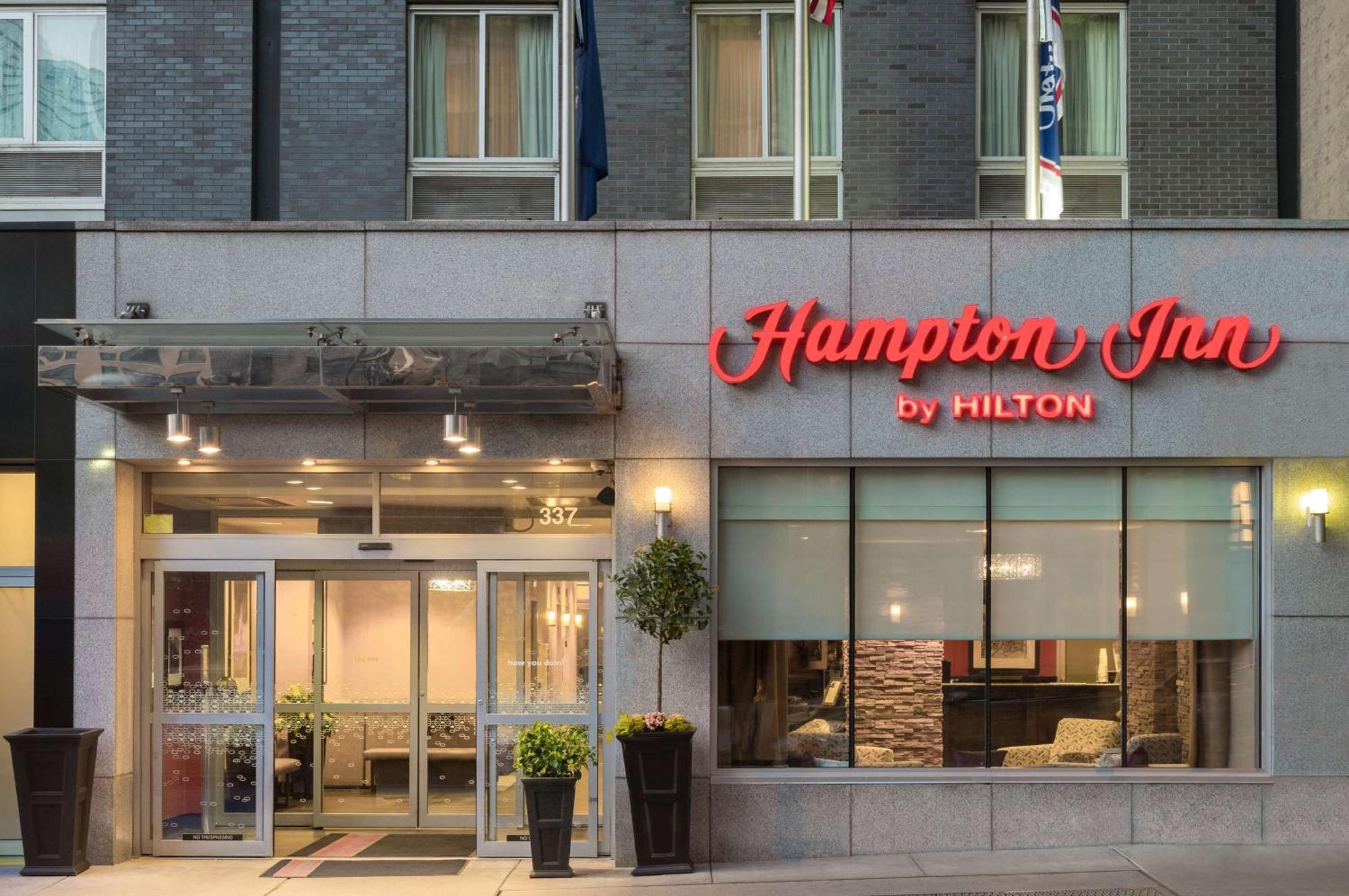 Hampton Inn Manhattan - Times Square South New York Exteriér fotografie