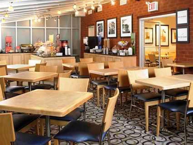 Hampton Inn Manhattan - Times Square South New York Exteriér fotografie