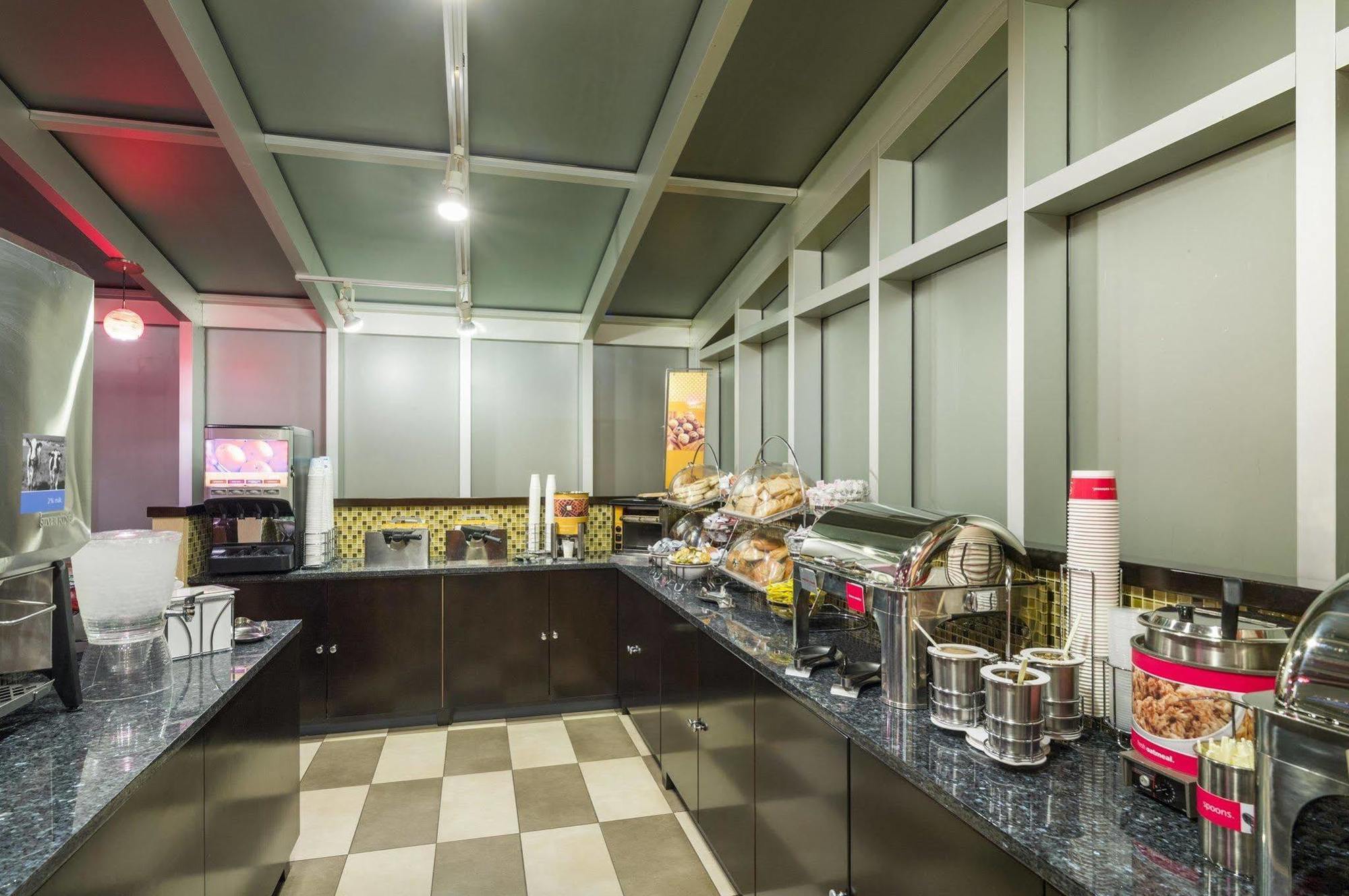 Hampton Inn Manhattan - Times Square South New York Exteriér fotografie